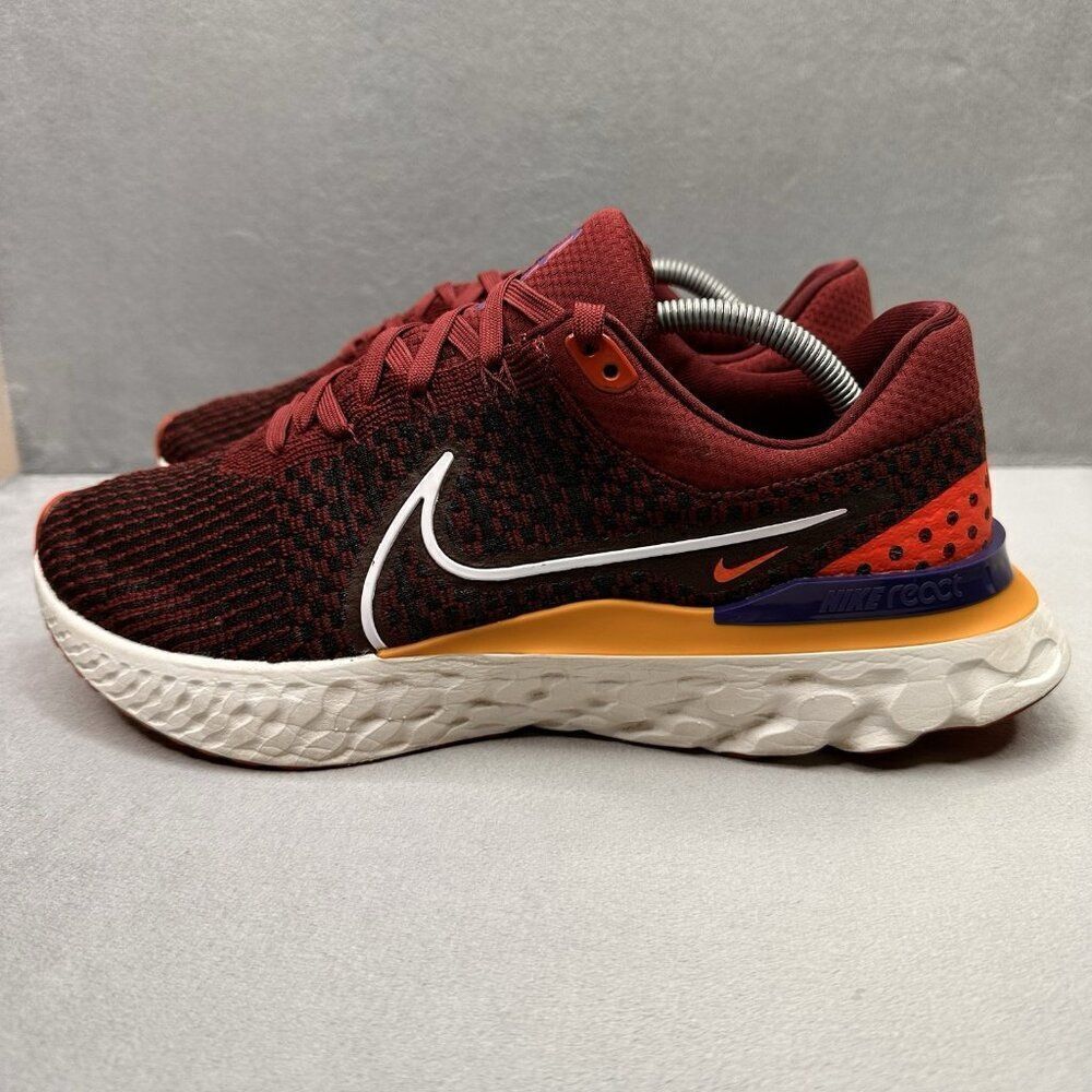 Nike Men's Maroon/White/Orange Running Shoes - Picture 3 of 8